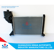 OEM 9015002500/3600/3900 for Benz Sprinter′95-03 Mt Car Radiator for Cooling System